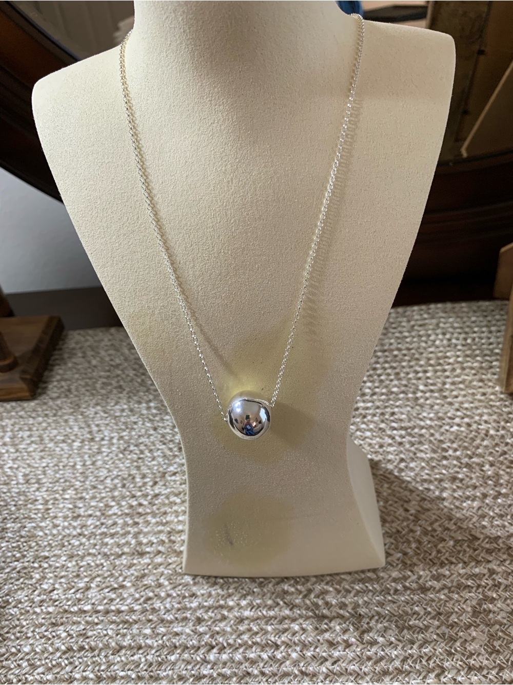 NWOT 925 Sterling Silver Ross & Simon’s
Round Ball Necklace